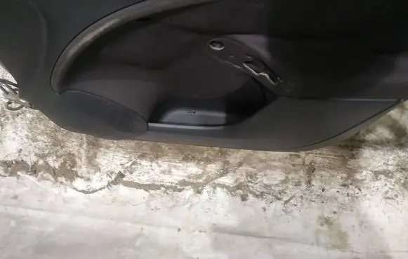 Seat Altea Front door card panel trim 