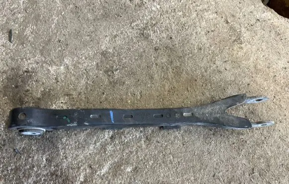 Mercedes-Benz E W211 Rear control arm R230352020
