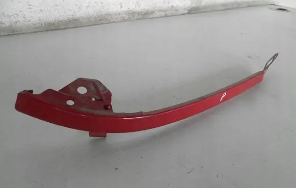 Toyota Avensis T220 Under headlight/headlamp trim 