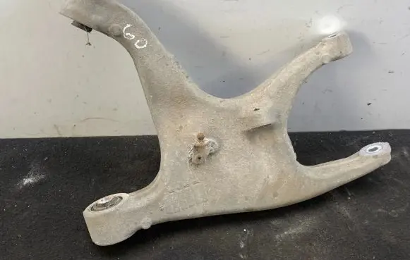 Audi A6 S6 C7 4G Rear upper control arm/wishbone 8R0506312F