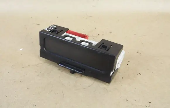 Renault Megane II Screen/display/small screen 8200107839 216676711 NS20425583