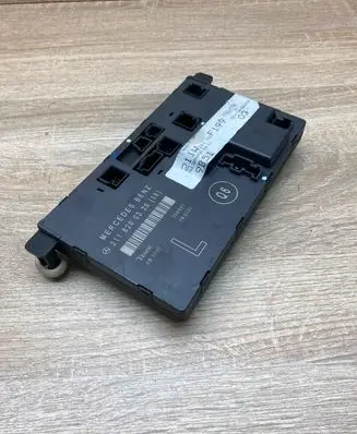 Mercedes-Benz E W211 Door control unit/module 2118200326 356801
