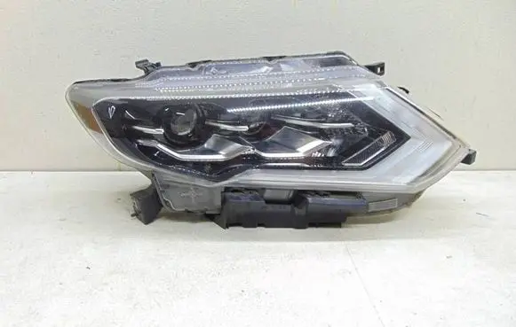 Nissan X-Trail T32 Headlight/headlamp 260106FP8B