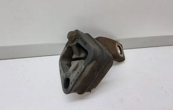 Muffler mount bracket/holder