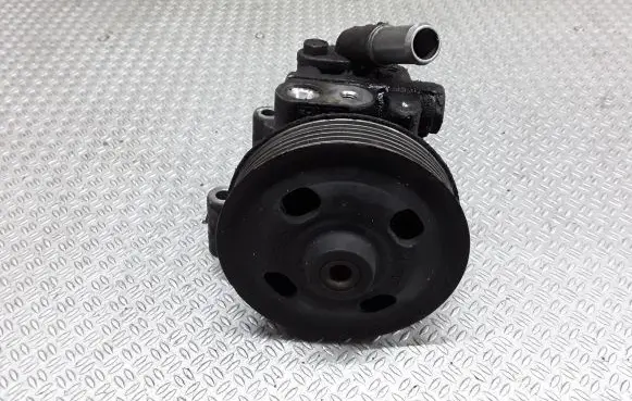 Ford Mondeo MK IV Power steering pump 7G913A696AB