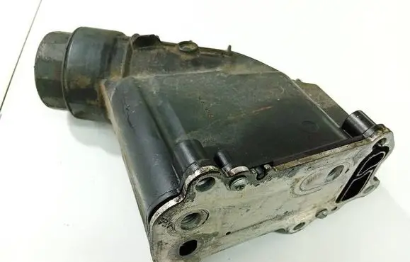 BMW 3 E90 E91 Oil filter cover 11427807799