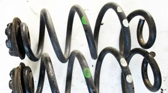 Nissan X-Trail T32 Rear coil spring
