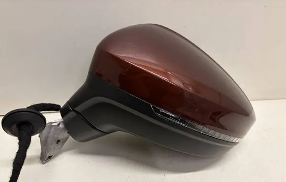 Volkswagen Tiguan Front door electric wing mirror 