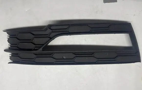 Skoda Octavia Mk4 Front bumper lower grill 5E3867681