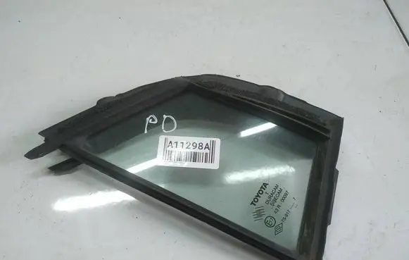 Toyota Yaris Front door vent window glass four-door AS2