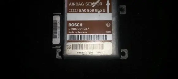 Audi A6 S6 C4 4A Airbag control unit/module 8a0959655b 0285001037