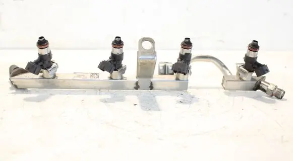 Volkswagen PASSAT B7 Fuel injectors set 03C906039 03C133317A