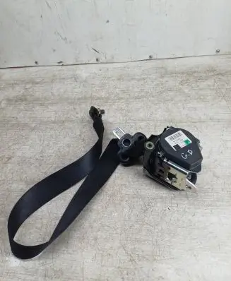 Mercedes-Benz Vaneo W414 Rear seatbelt 561009801 020R005V