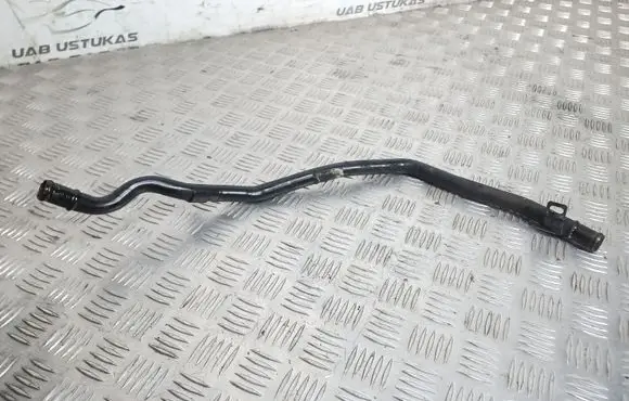 Volkswagen PASSAT B7 Engine coolant pipe/hose 1K0121070
