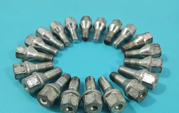 Nuts/bolts