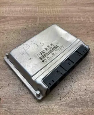 Volkswagen PASSAT B5.5 Engine control unit/module ECU 3B0907401 0281001938