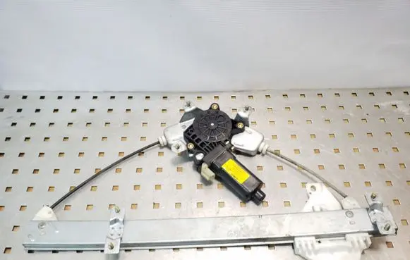 Hyundai Terracan Rear door window regulator with motor 82460H1000