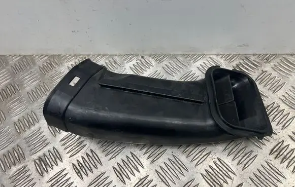 BMW 7 G11 G12 Air intake duct part 8617094