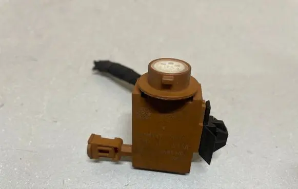 Audi A3 S3 8V Air quality sensor 3Q0907643A