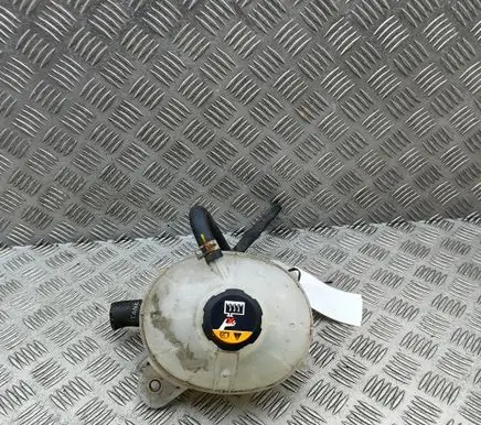 Hyundai Tucson TL Coolant expansion tank/reservoir 25430D3500