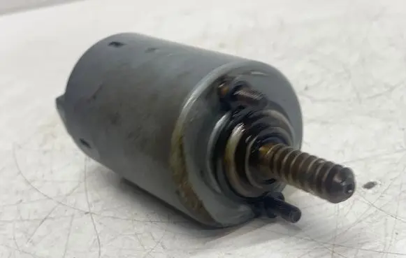 BMW 3 E46 Valve oil control 400210004001 7509295 030321
