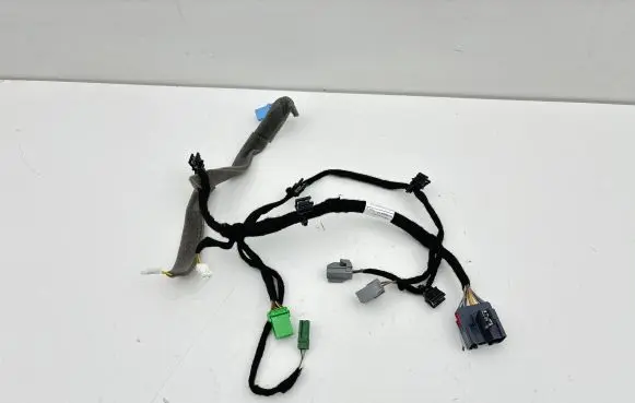 Volvo XC60 Front door wiring loom 32286029