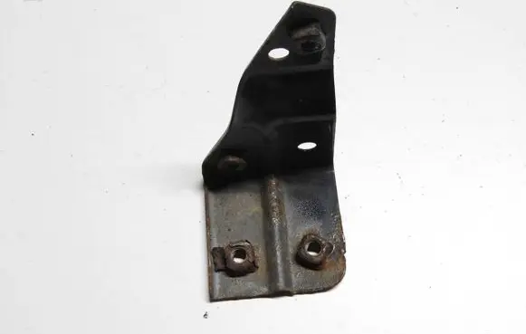 Hyundai ix35 Fender mounting bracket