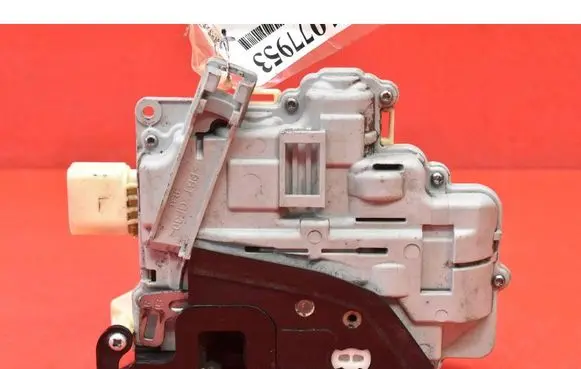 Audi Q7 4L Front door lock 3C1837016A