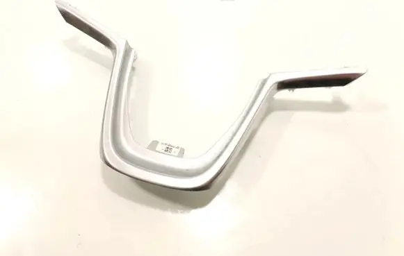 Steering wheel trim