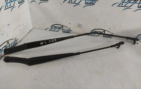 Volkswagen Caddy Front wiper blade arm CLM67959 4707 2K1955409