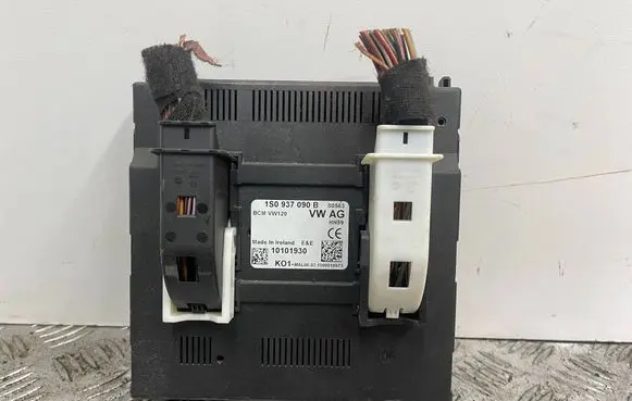 Volkswagen Up Central body control module 1S0937090B