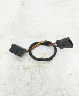 Audi A4 S4 B5 8D Central locking switch button 8L0962107A