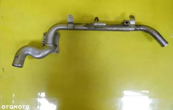 Opel Zafira B Engine coolant pipe/hose 55195737