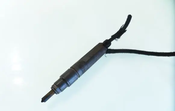 Volkswagen Sharan Fuel injector 028130201G