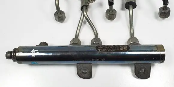 Jaguar XF X260 Fuel main line pipe 0445216048