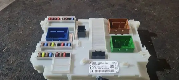 Volvo V60 Fuse module BG9T14C256GA