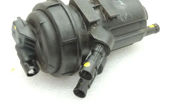 Suzuki Swift I Fuel filter housing 1541084E61 13161902