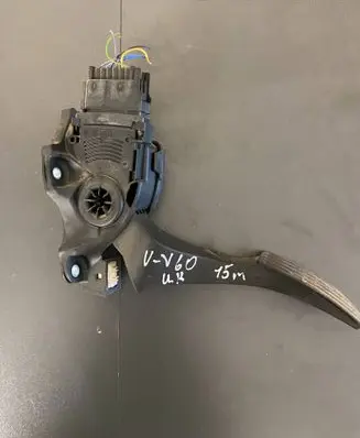 Volvo V60 Accelerator throttle pedal 31329060 6PV01083403 C95YE03