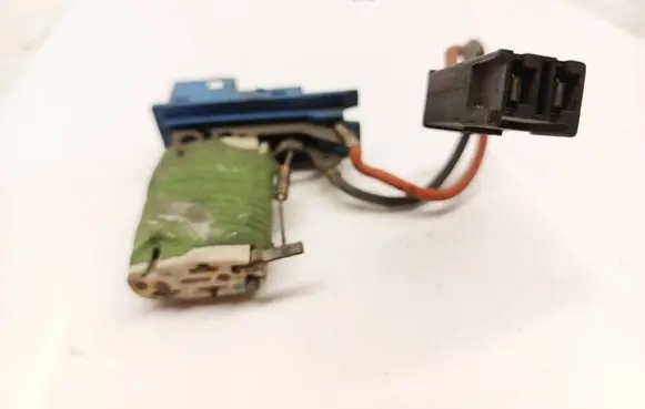 Volkswagen Golf IV Heater blower motor/fan resistor 90568693 655299K