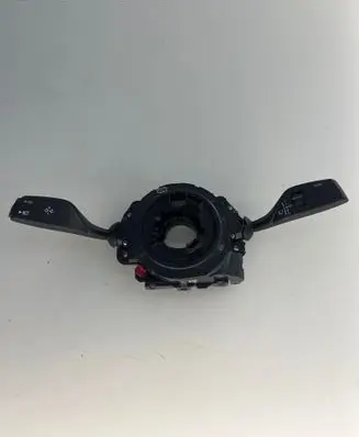 BMW M5 F90 A set of switches 7944082