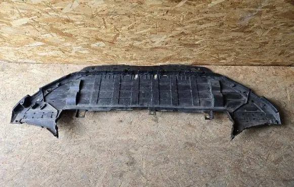 Front bumper skid plate/under tray