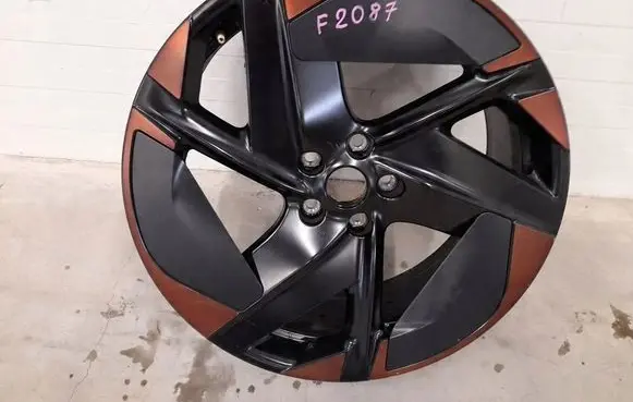 Cupra Born R20 alloy rim 