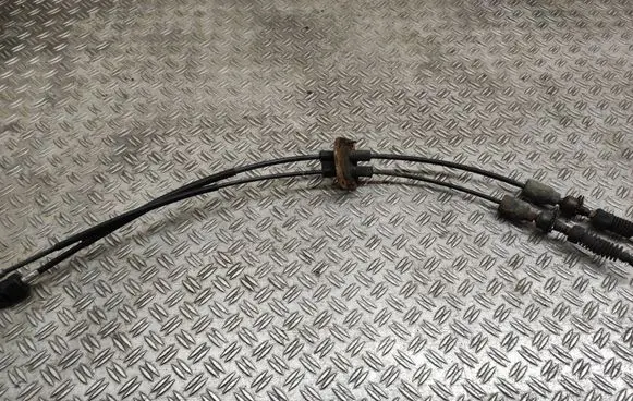 Suzuki SX4 Gear shift cable linkage 