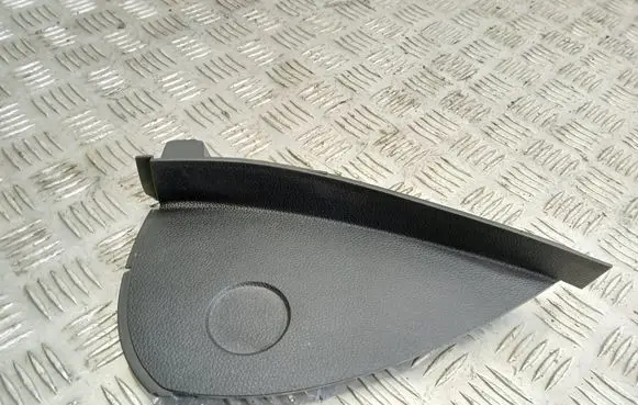 BMW 1 E82 E88 Dashboard side end trim 9124922