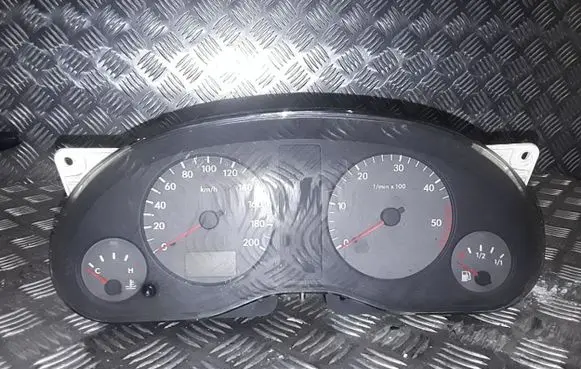 Seat Alhambra (Mk1) Speedometer (instrument cluster) 7M0919863D
