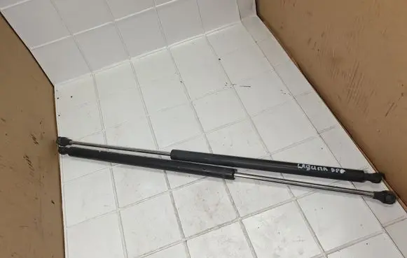 Renault Laguna I Tailgate/trunk strut/damper 7700842152