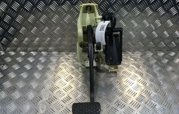 BMW 5 F10 F11 Brake pedal 9144254
