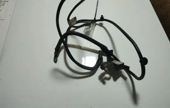 Peugeot 407 Positive cable (battery) 0199000028