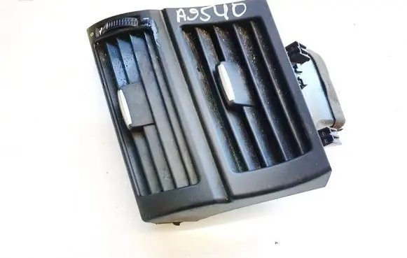 BMW X5 E70 Dash center air vent grill 716180404 7161804-04