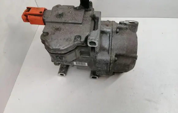 Toyota Auris E180 Air conditioning (A/C) compressor (pump) 0422000212 1M3984 HFC134A